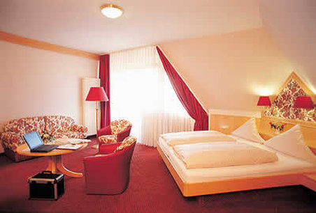 Hotel Windenreuter Hof เอ็มเมนดินเงน ห้อง รูปภาพ