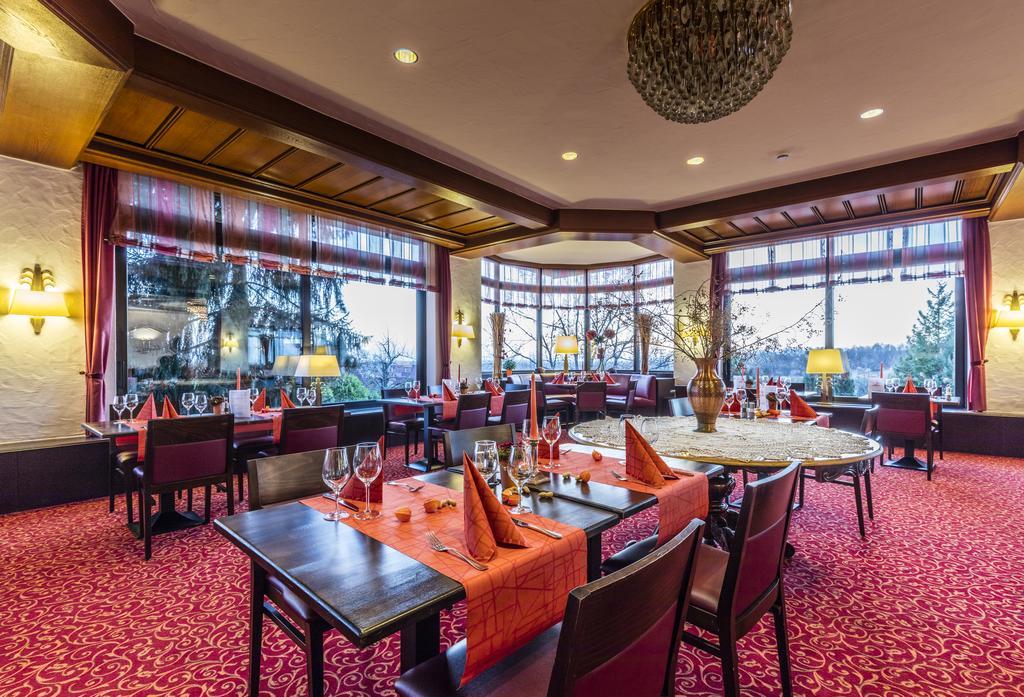 Hotel Windenreuter Hof เอ็มเมนดินเงน ภายนอก รูปภาพ